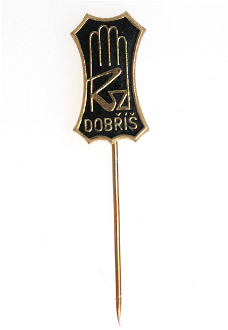 Значок "Dobris" Металл, эмаль Чехословакия, вторая половина ХХ века х 0,8 см Сохранность хорошая инфо 10310k.